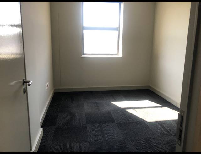 309M² OFFICE TO LET IN WAVERLEY